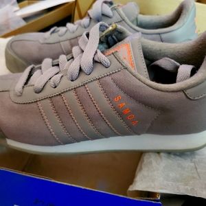 Adidas Samoa sneakers